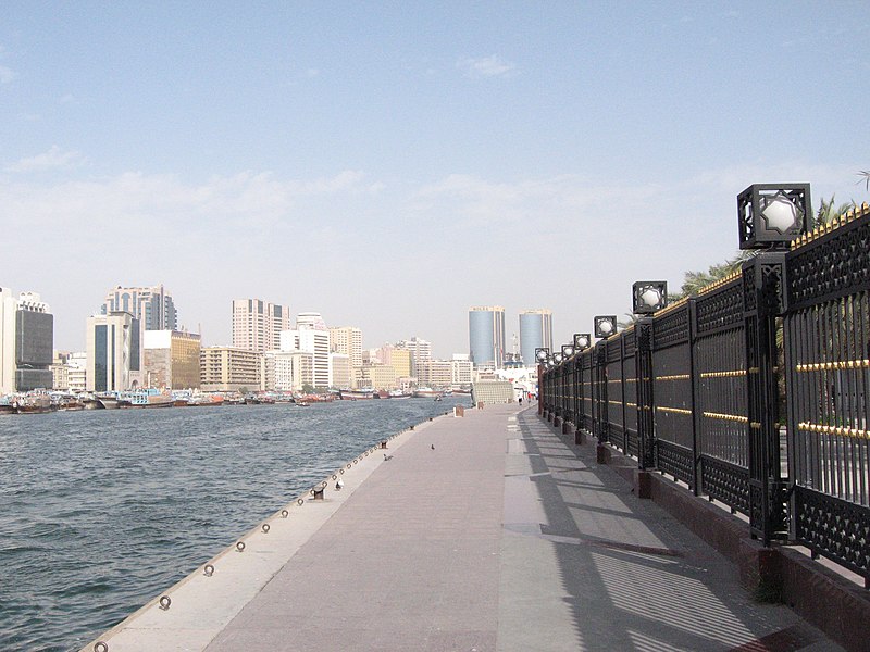 Fil:Bur dubai waterfront.jpg