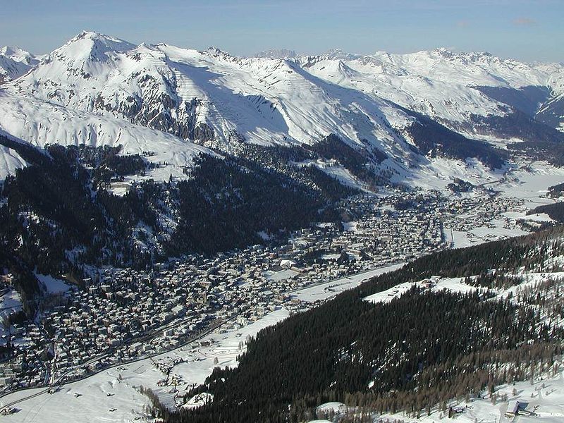 Fil:Luftbild Davos.jpg