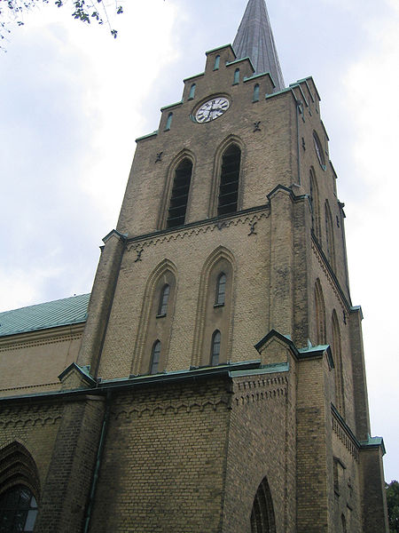 Fil:St Nicolai kyrka Halmstad.JPG