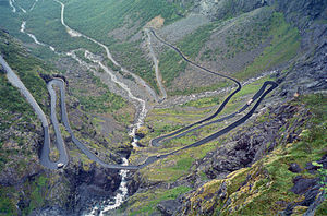 Trollstigen Norway 2004.jpg