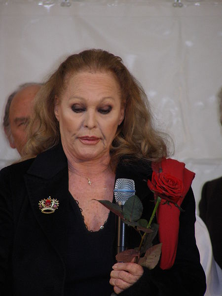 Fil:Ursula Andress 2006-12-16-378.jpg