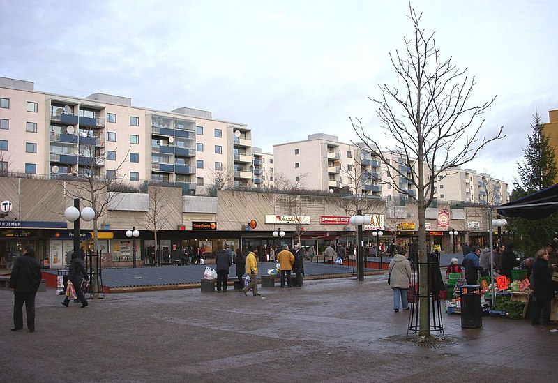 Fil:Skärholmens centrum 2008a.jpg