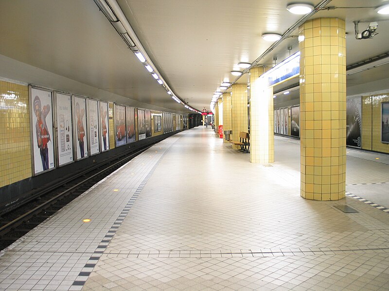 Fil:Stockholm subway radmansgatan 20050808 001.jpg