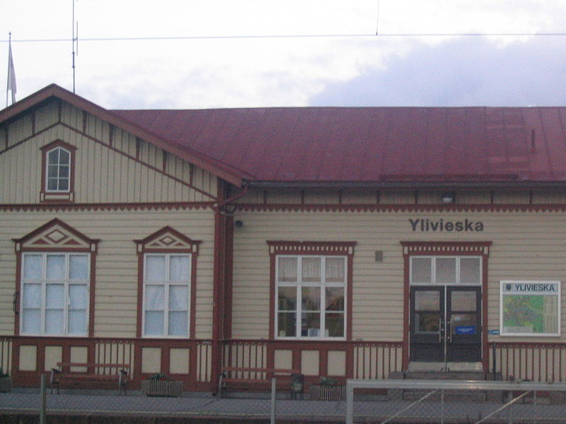 Fil:Ylivieska railway station.JPG