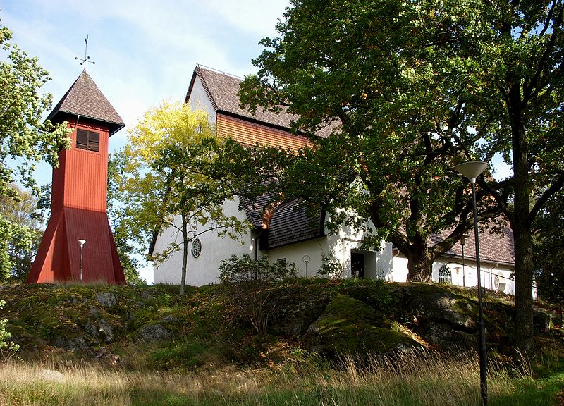 Fil:Skondals kyrka 2008b.jpg
