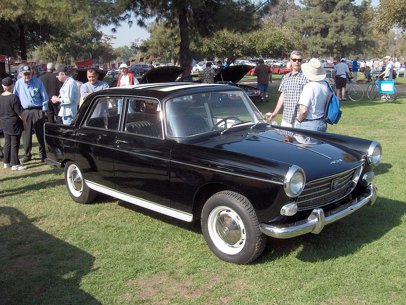 Fil:Peugeot 404.jpg