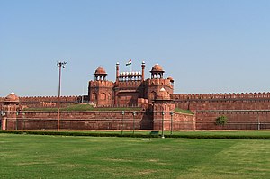 Röda fortet i Delhi är en av de mest välbesökta sevärdheterna i Delhi