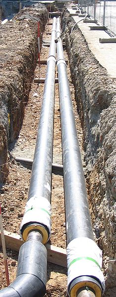 Fil:2005-08-30-district-heating-pipeline.jpg