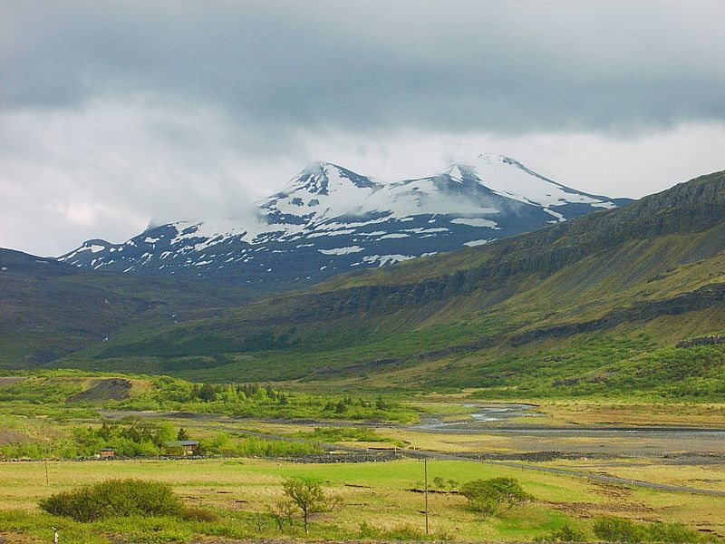 Fil:Hvalfjörður-Botnsdalur-Iceland-20030527.jpg