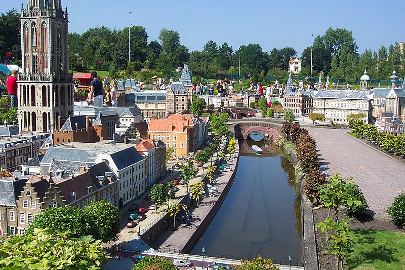 Fil:Madurodam pays bas.JPG