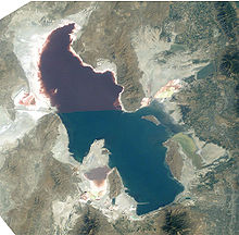 Stora saltsjön vid rekordlågt vattenstånd 2003