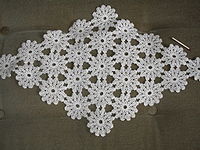 Fil:Crochet small Swedish tablecloth about 1930.JPG
