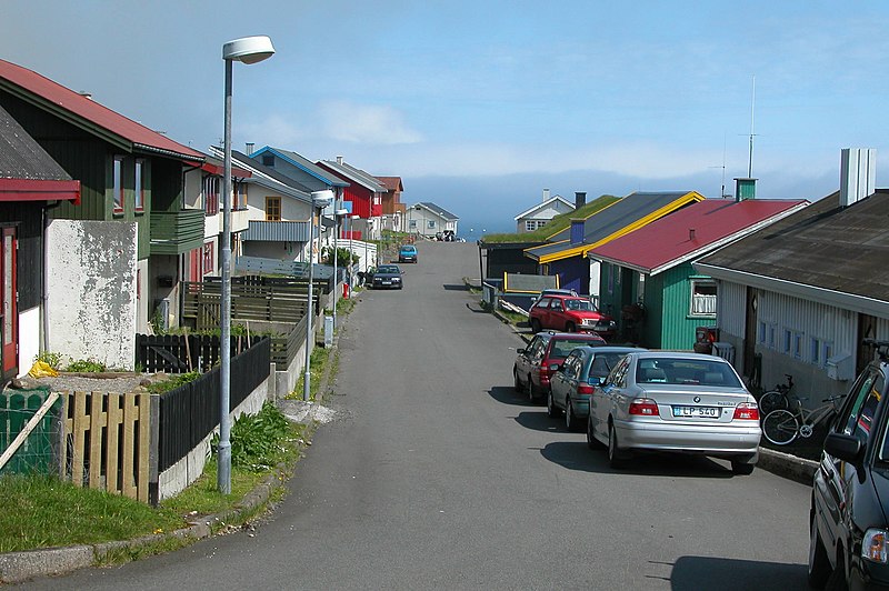 Fil:Kaldbak, Faroe Islands.JPG