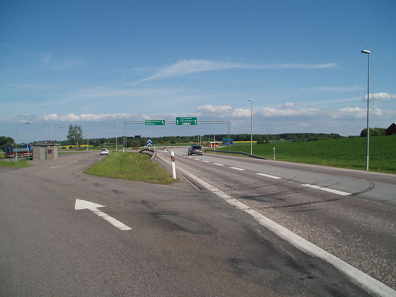 Fil:Trafikplats Linköping västra mot Linköping.JPG