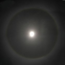 Halo around moon.jpg