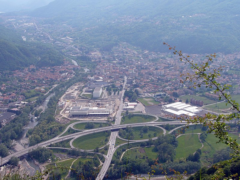 Fil:Gravellona Toce - Panorama.jpg