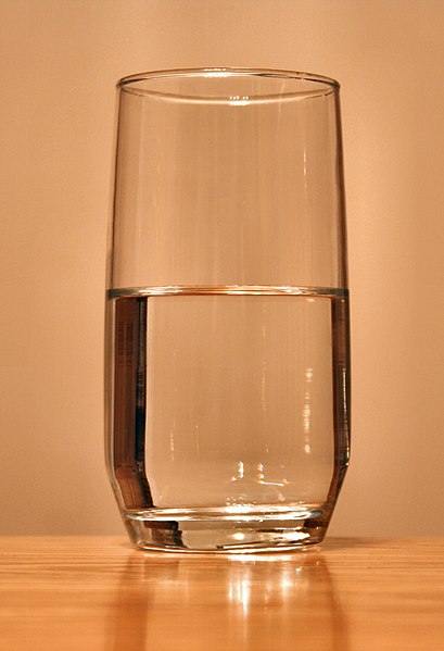 Fil:Glass-of-water.jpg