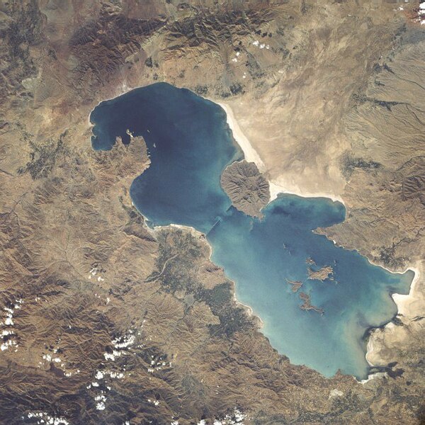 Fil:Lake urmia.jpg
