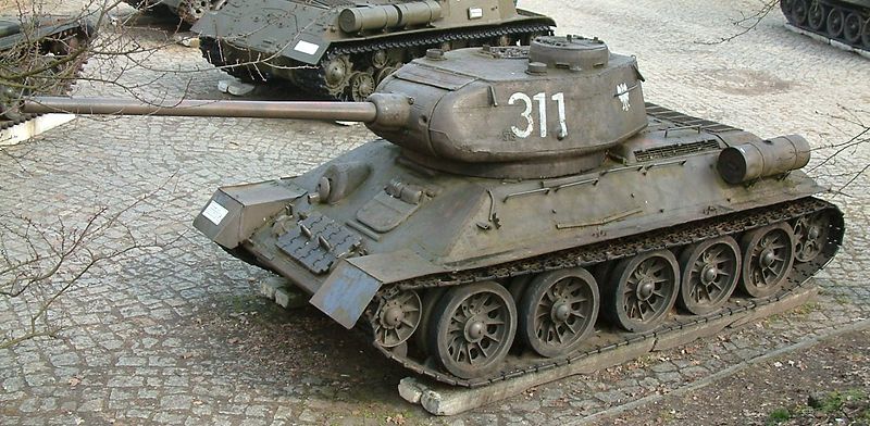 Fil:T-34-85 góra RB.jpg