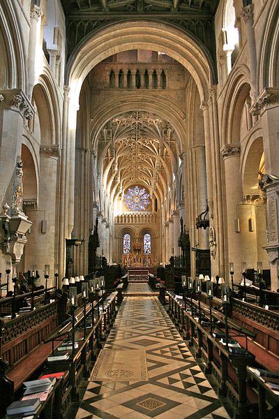 Fil:Christ Church Cathedral, Oxford.jpg