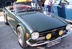 Triumph tr6.jpg