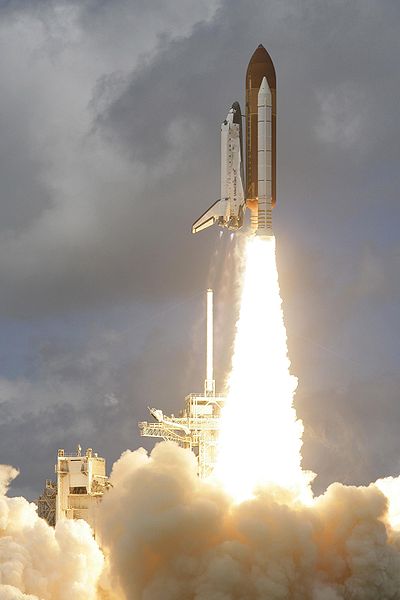 Fil:STS-120 liftoff.jpg