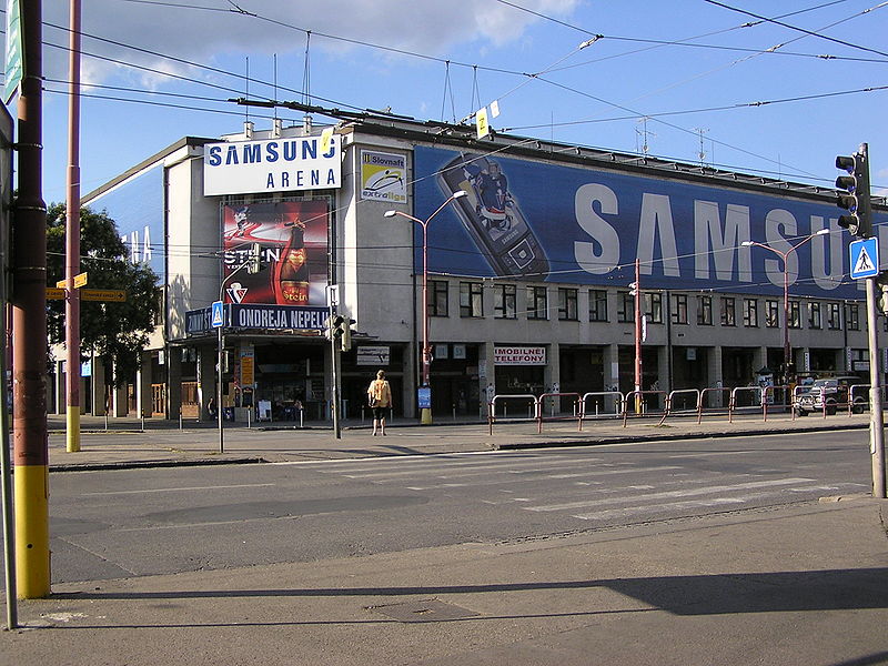Fil:Samsung Arena 1.jpg