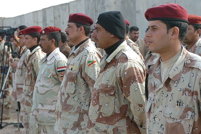 Fil:Test class Graduates Iraqi NCO Academy.jpg