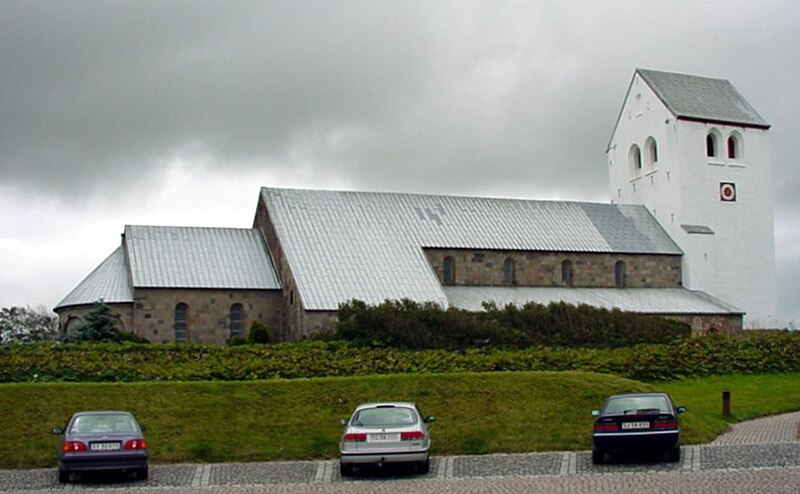 Fil:Vestervig-kirke-nord-2000.jpg