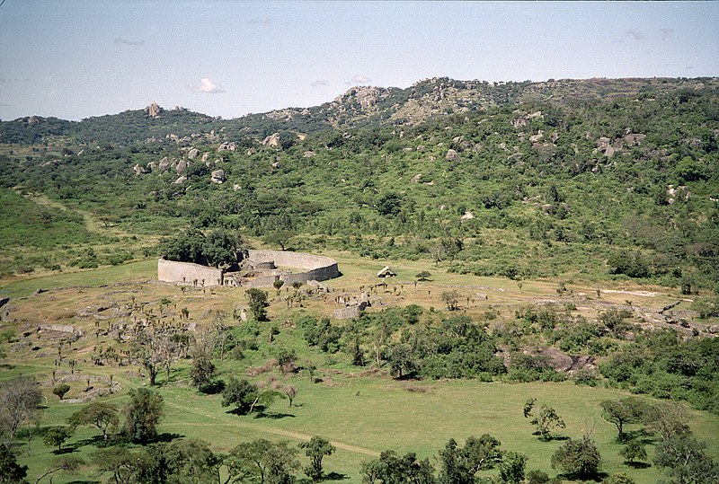 Fil:Great-Zimbabwe.jpg