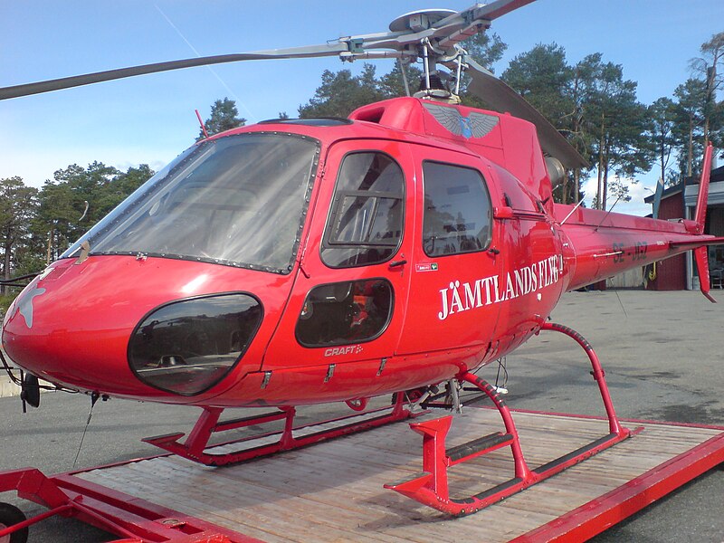 Fil:Jamtlands Flyg AS350B2 Ecureuil.JPG
