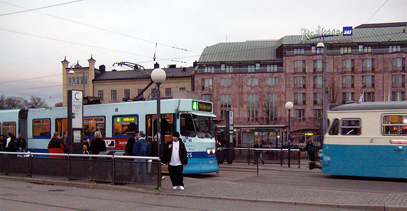 Fil:Gothenburg tram stop.jpg