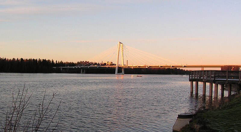 Fil:Kolbäcksbron-dec2006.jpg