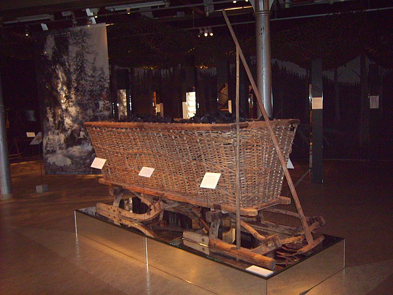 Fil:Kolmården (utställning på Norrköpings stadsmuseum), den 25 april 2007, bild 3.jpg