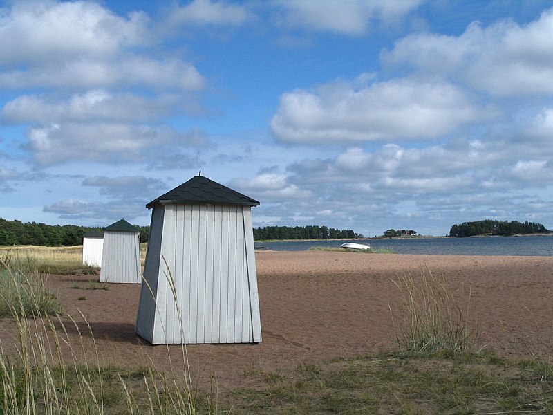 Fil:Långsanda beach in Hanko.jpg