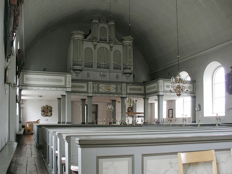 Fil:Roks kyrka Organ.jpg