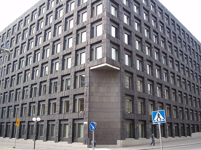 Fil:Sveriges Riksbanks huvudkontor vid Brunkebergstorg.jpg
