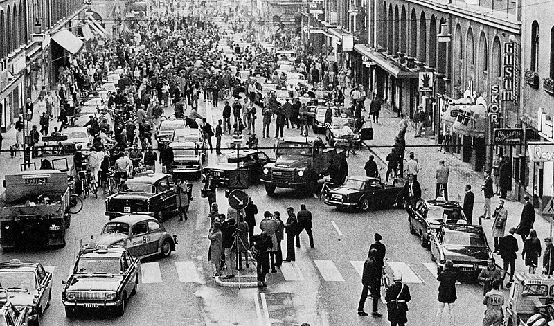 Fil:Kungsgatan 1967.jpg