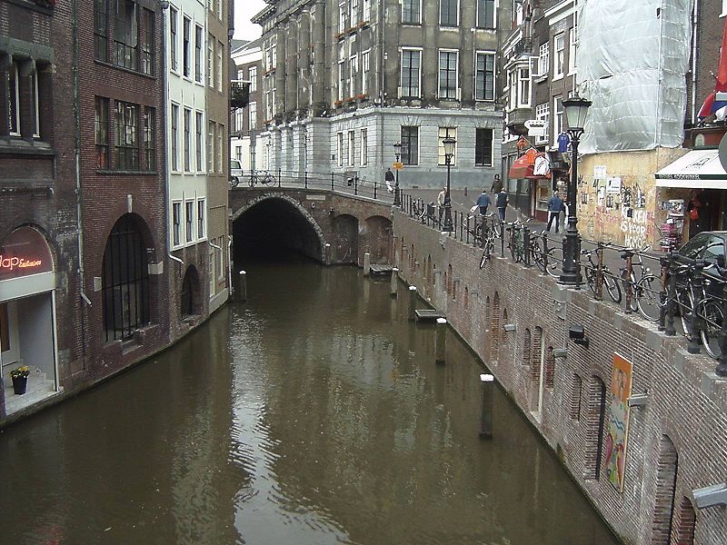 Fil:Utrecht-canal.jpg