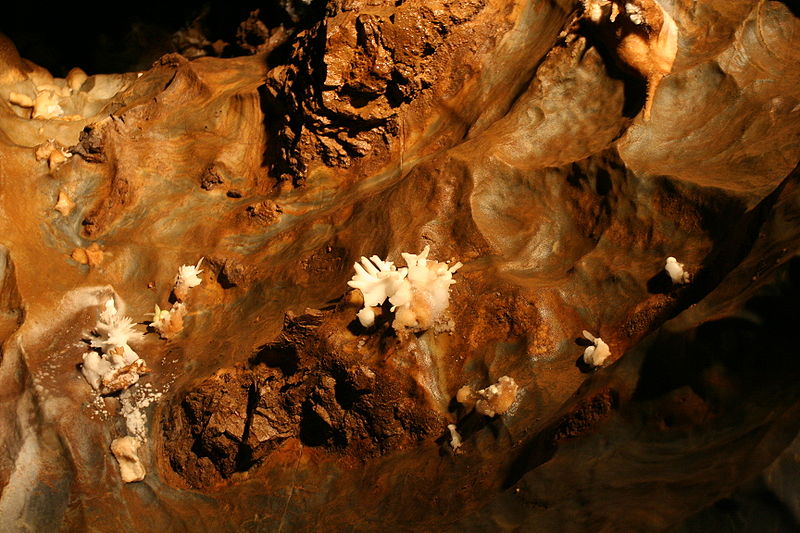 Fil:Ochtina Aragonite Cave 12.jpg