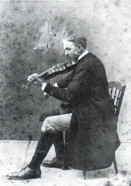Fil:Hjort Anders Olsson in 1915.jpg
