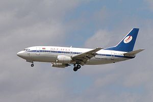 Belavia B737-500 EW-251PA.jpg