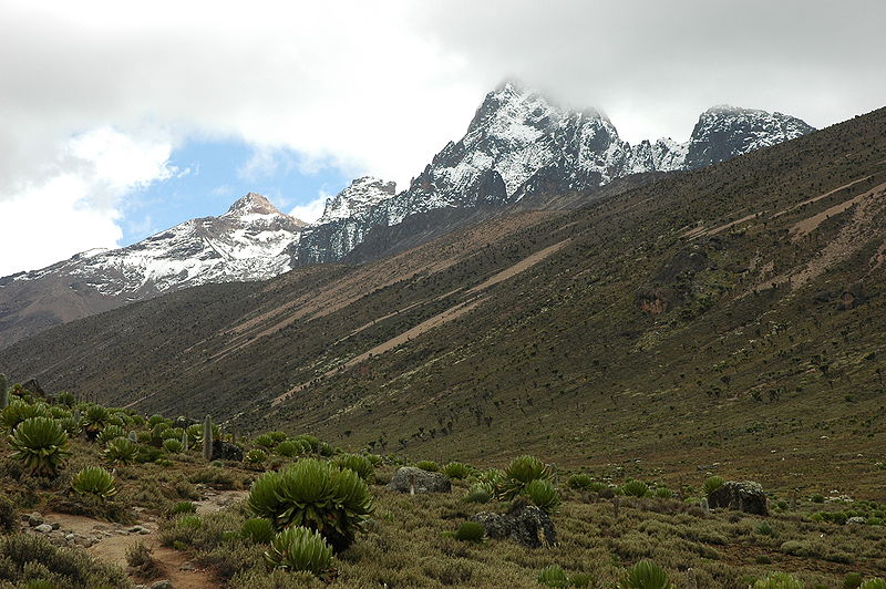 Fil:Mount kenya.JPG