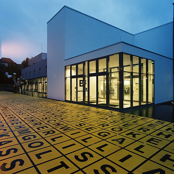 Fil:Berlinische Galerie aussen.JPG