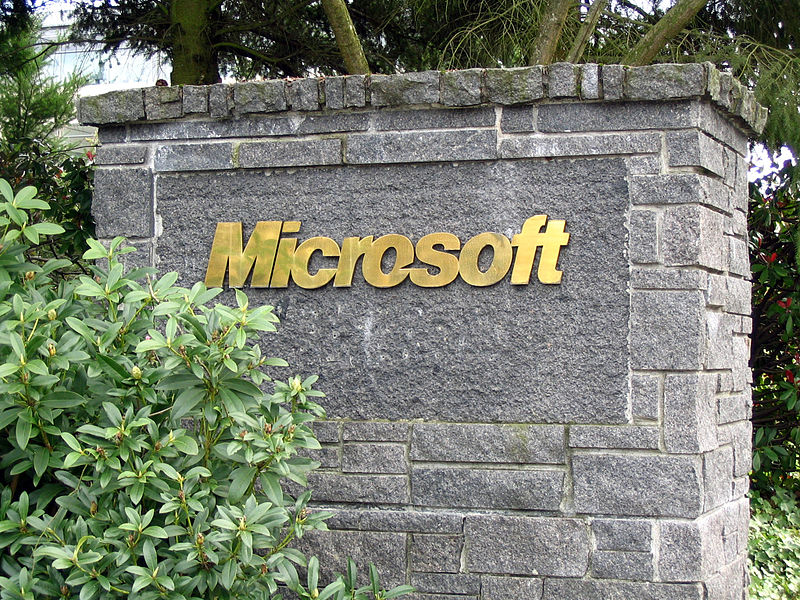 Fil:Microsoft sign closeup.jpg