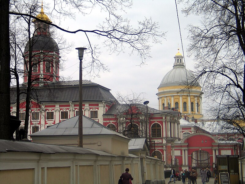 Fil:Alexander Nevsky Lavra.jpg