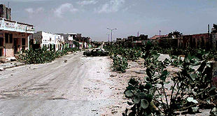 An abandoned MOGADISHU Street known as the Green Line, Jan 1993.JPEG