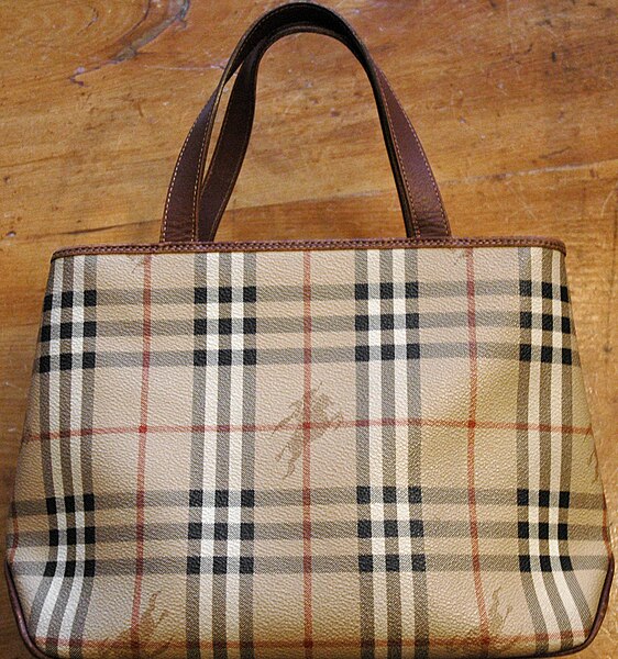 Fil:Burberry handbag.jpg