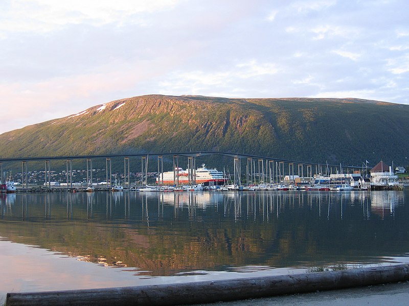 Fil:Tromsø Kong Harald.JPG