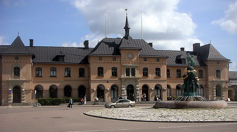 Fil:Uppsala centralstation.jpg